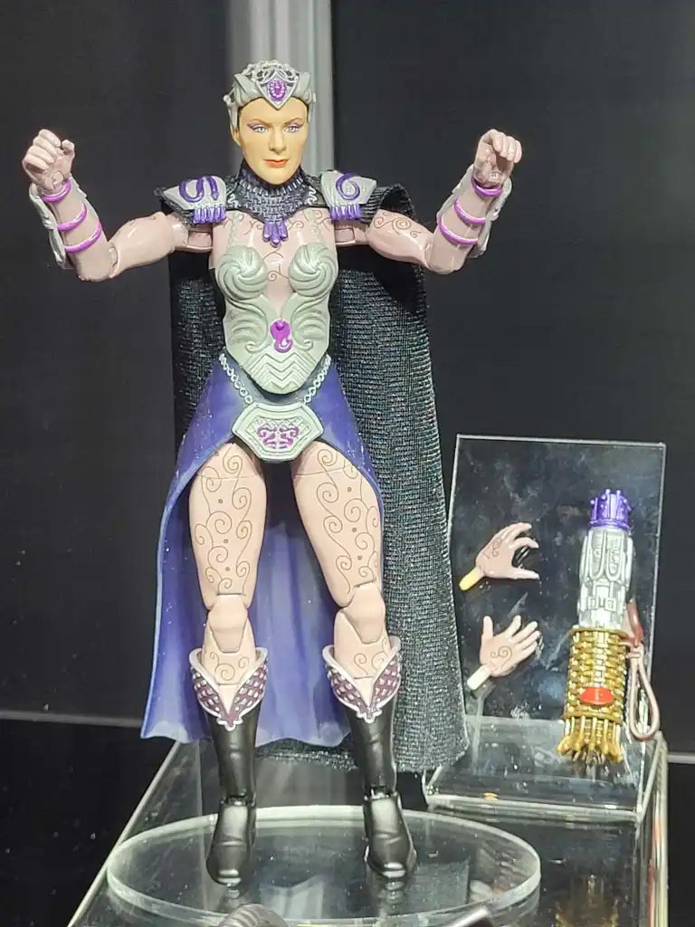 Mattel Masterverse - Masters Of The Universe - (Wave: 11 - 2023) Evil-Lyn (Motion Picture Inspired)