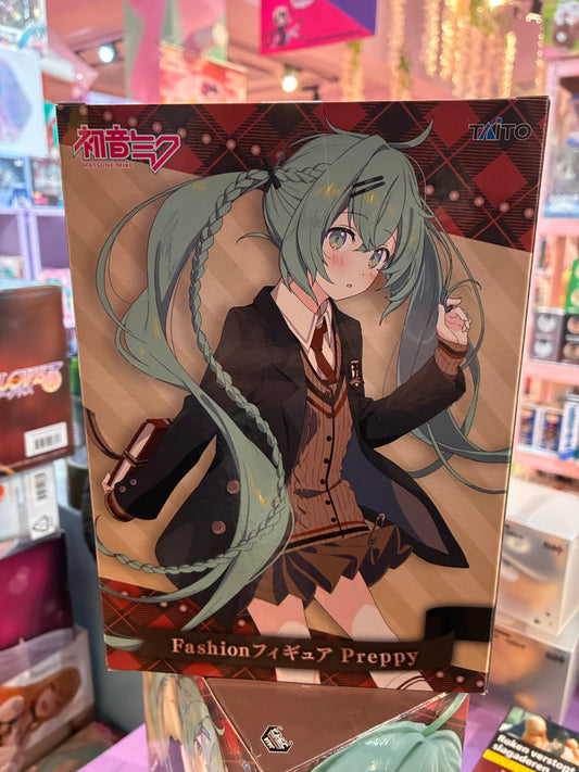 Taito Prize - Hatsune Miku - Hatsune Miku (Fashion Preppy Ver.) (18 cm)