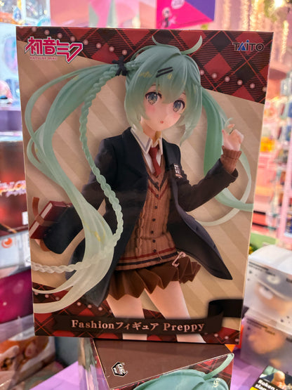 Taito Prize - Hatsune Miku - Hatsune Miku (Fashion Preppy Ver.) (18 cm)