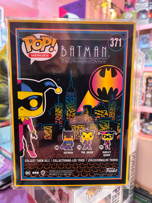 Funko Pop! Heroes 371 - Batman the Animated Series - Harley Quinn (2022) BlackLight
