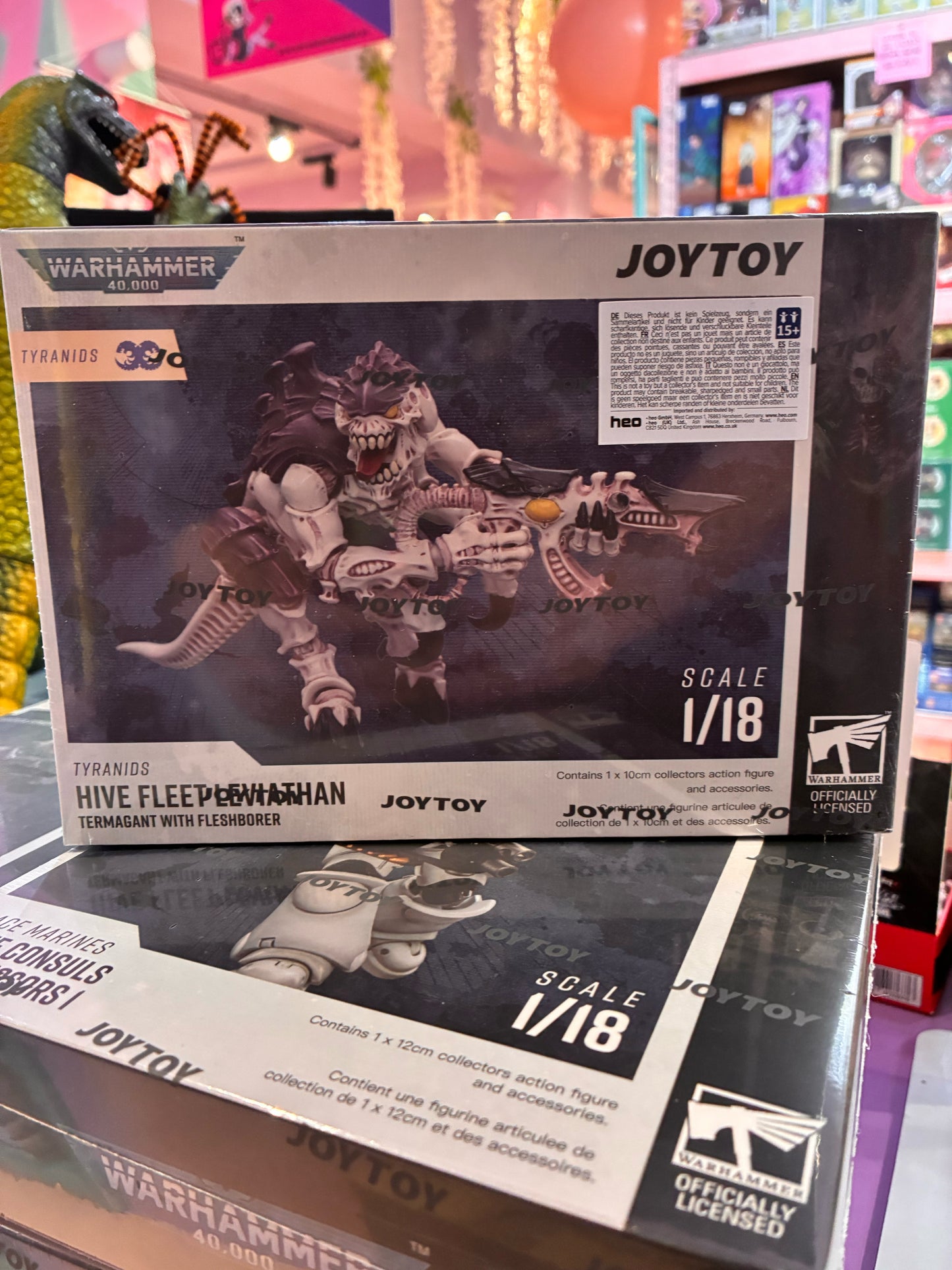 Joytoy - Warhammer 40k - Tyranids - Hive Fleet Leviathan Termagant with Fleshborer (1/18 12cm)