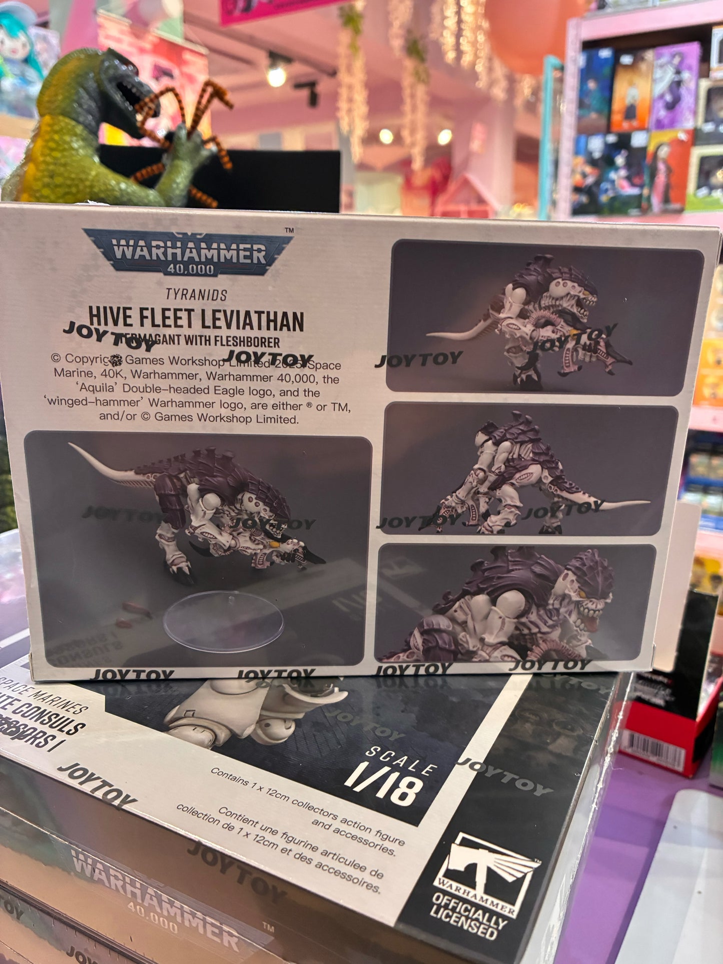 Joytoy - Warhammer 40k - Tyranids - Hive Fleet Leviathan Termagant with Fleshborer (1/18 12cm)