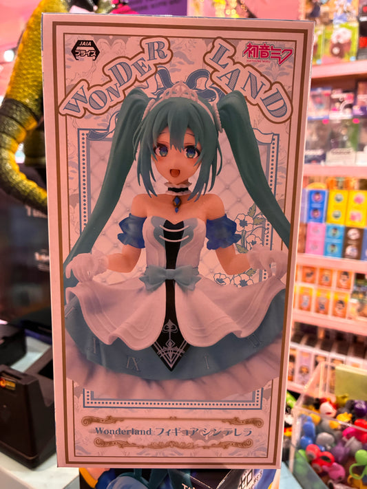 Taito Prize - Hatsune Miku - Hatsune Miku Wonderland - Cinderella Ver. (18 cm)