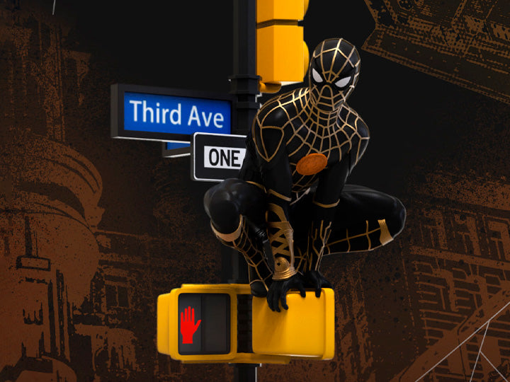 Beast Kingdom - Spider-Man: No Way Home - D-Stage Diorama Spider-Man Black and Gold Suit