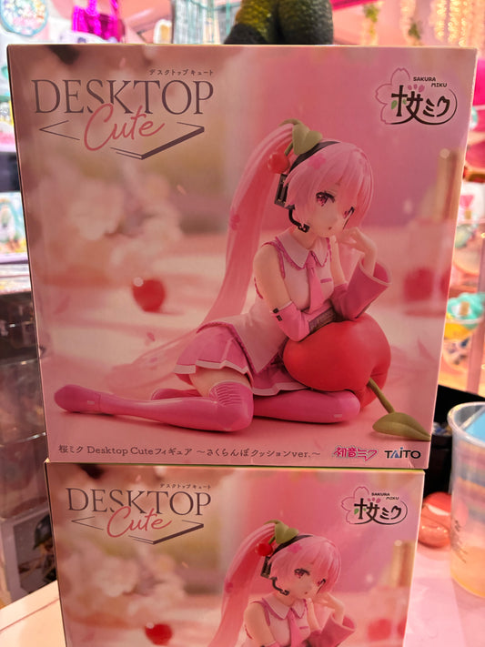 Taito - Hatsune Miku - Sakura Miku (Cherry Cushion Ver. 13cm)